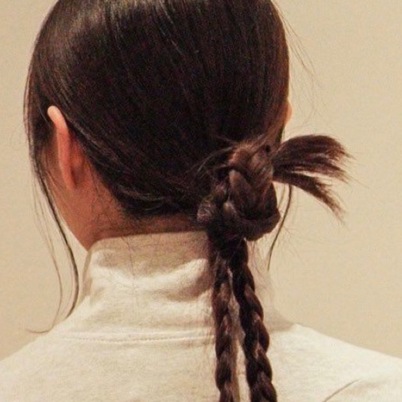 Meet your Posher, CHANA - Picture 1 of 2